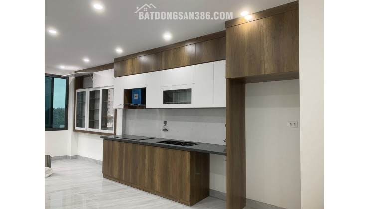 Bán nhà Hồ Tùng Mậu sát Metro, ngõ ô tô, sổ vuông, tiềm năng tăng giá mạnh